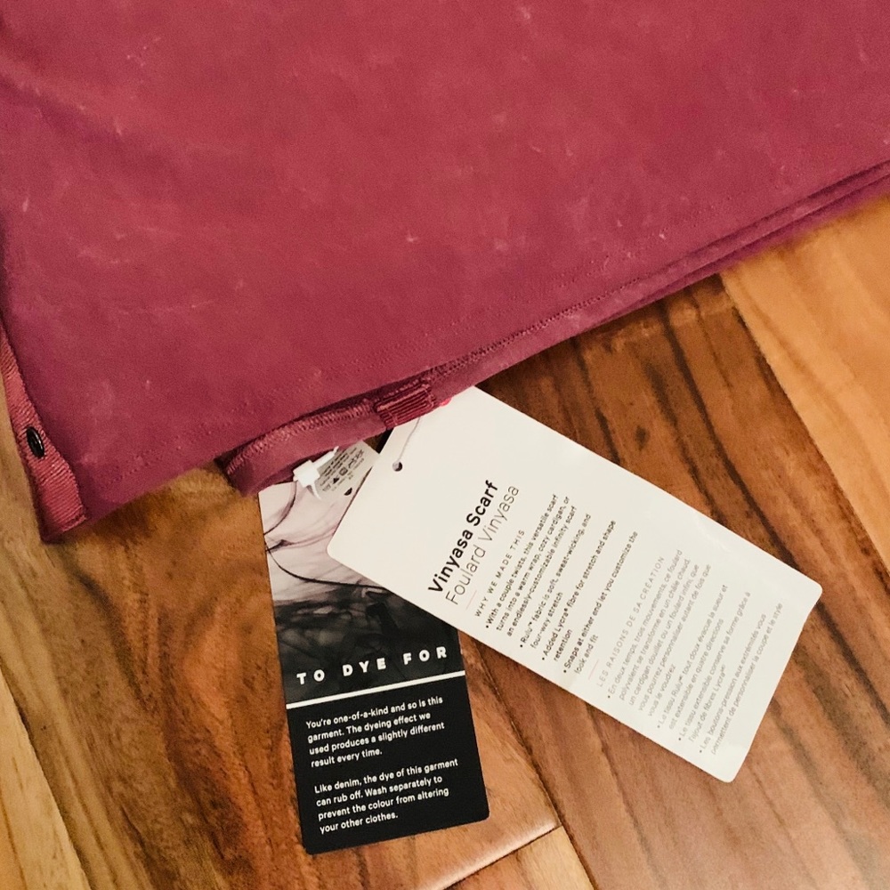 🔸 Lululemon vinyasa scarf WAPF pink NWT - Picture 3 of 5
